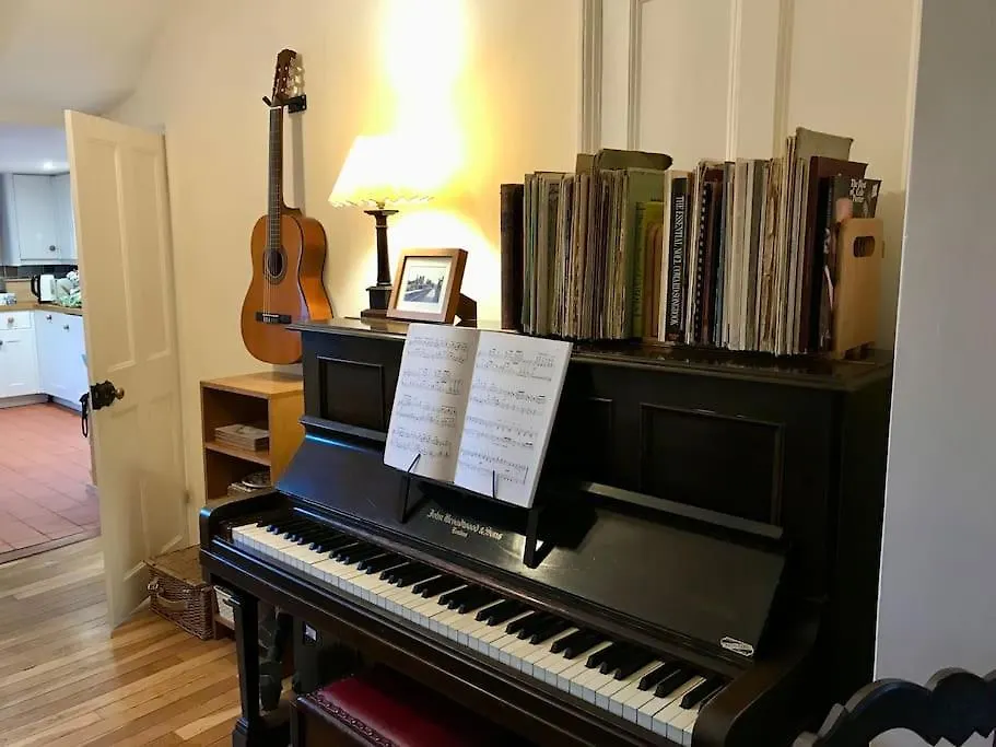 Stunning Town House With Parking, Fire, Games Room Topsham